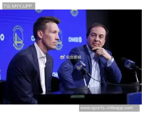 邓利维谈拉科布今夏关注球队女武神让他略感分心